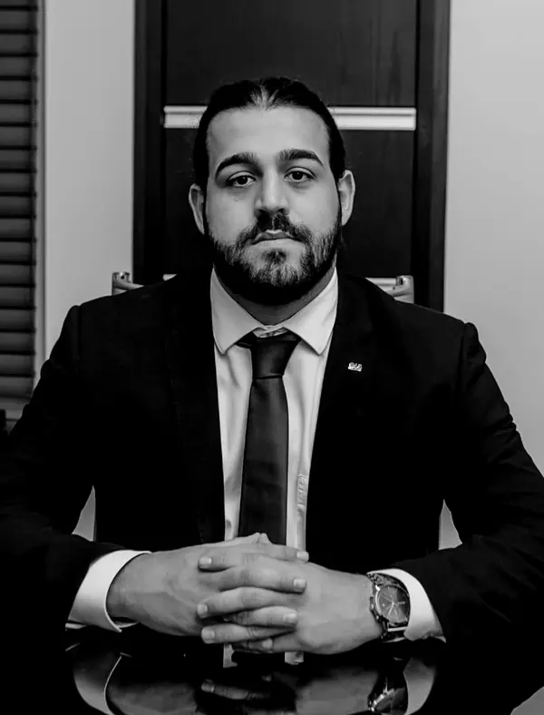 MATHEUS PARENHOS MENNA - Duncke & Menna Advogados Associados